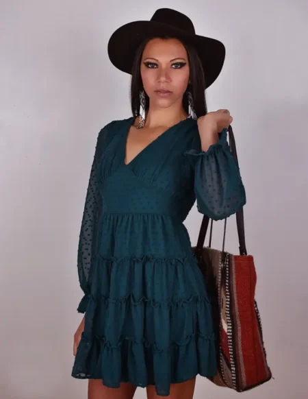 Chic transition by Nicole Gonzalez — DOLCE Magazine