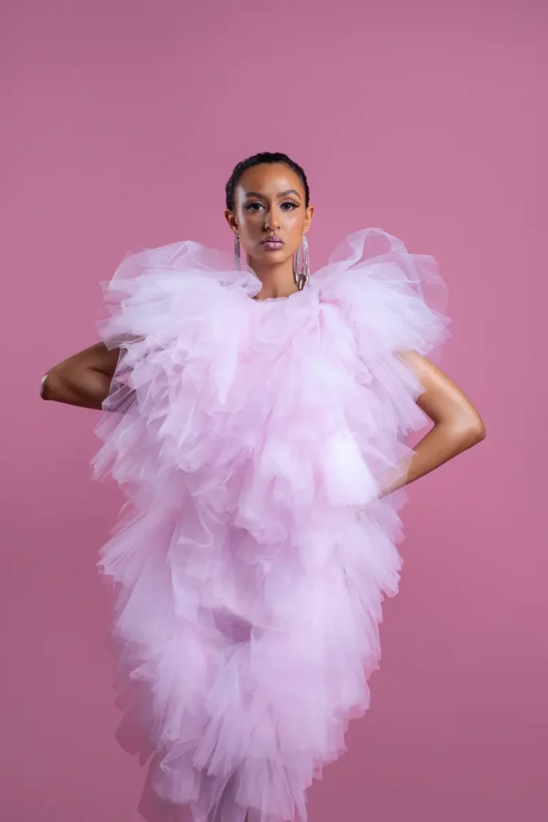 The Davis Look — DOLCE Magazine | The June Fashion & Beauty Edition | Vol.17 | 2022