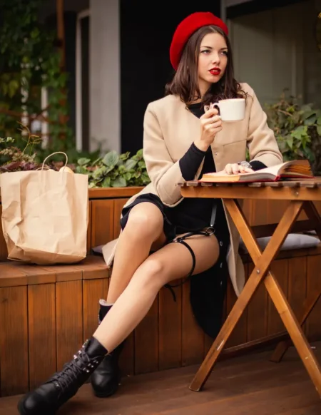 Paris girl by Anna Miller — DOLCE Magazine