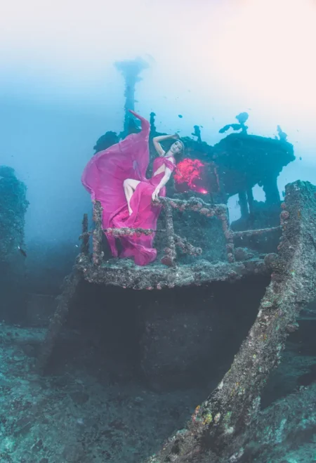 Underwater Fashion Girls by Konstantin Killer — DOLCE Magazine