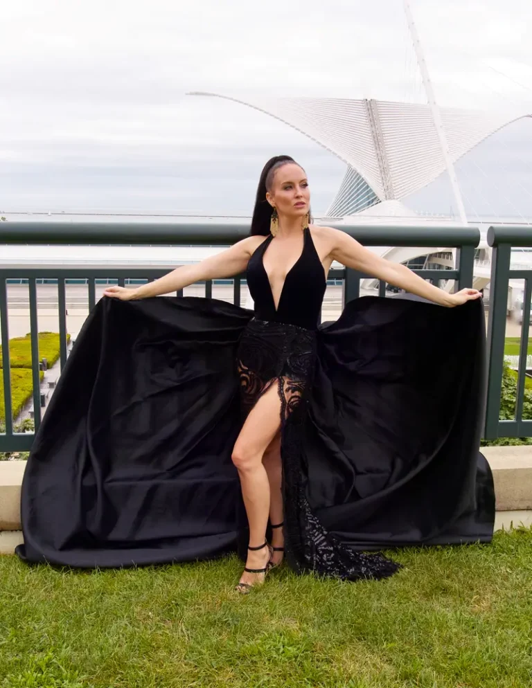 Black Swan — DOLCE Magazine | The August Fashion & Beauty Edition | Vol.2 | 2022