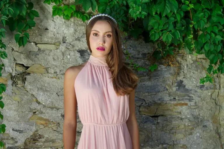 Under the Olive Tree — DOLCE Magazine | The September Fashion & Beauty Edition | Vol.4 | 2022