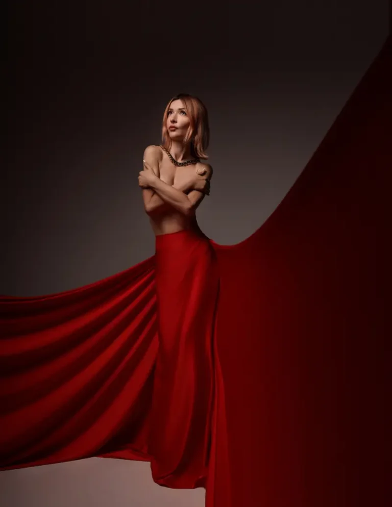 beauty in silk — DOLCE Magazine | The November Fashion & Beauty Edition | Vol.12 | 2022
