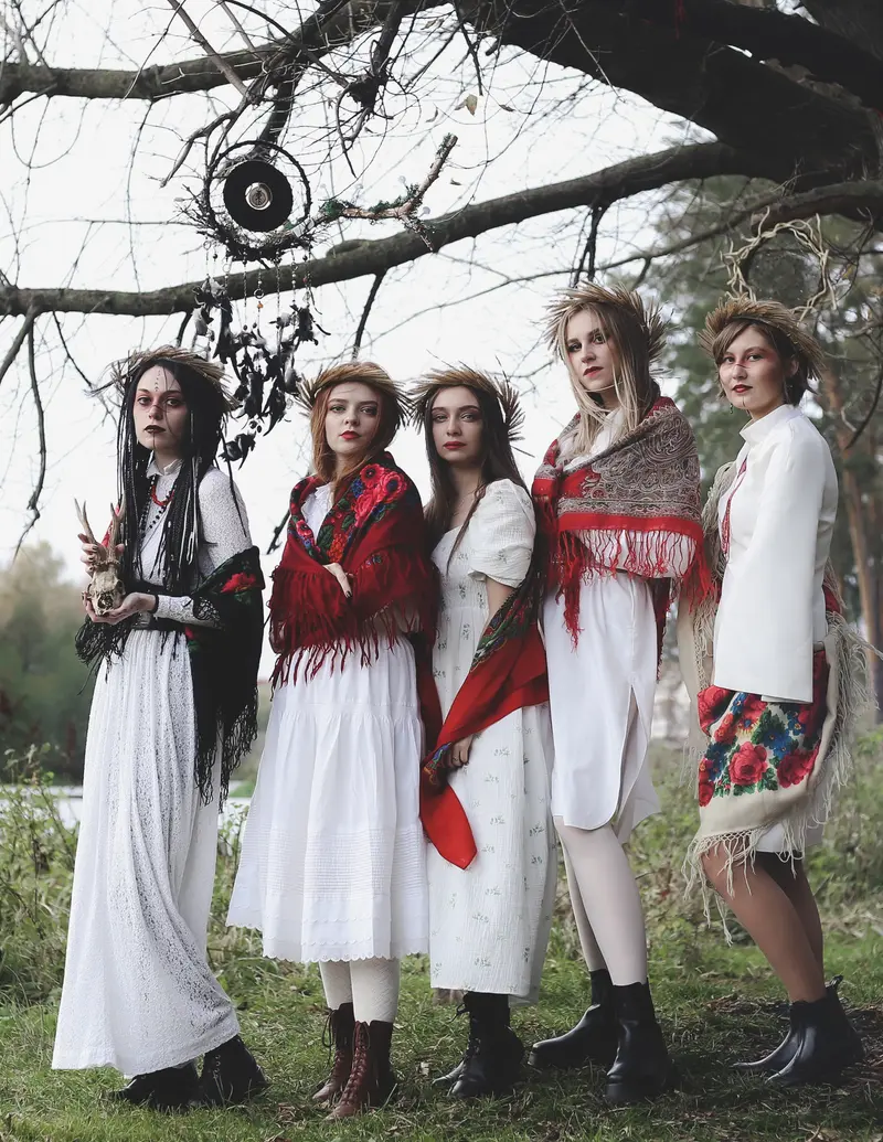 Ukrainian witches by Valery Karpin — DOLCE Magazine