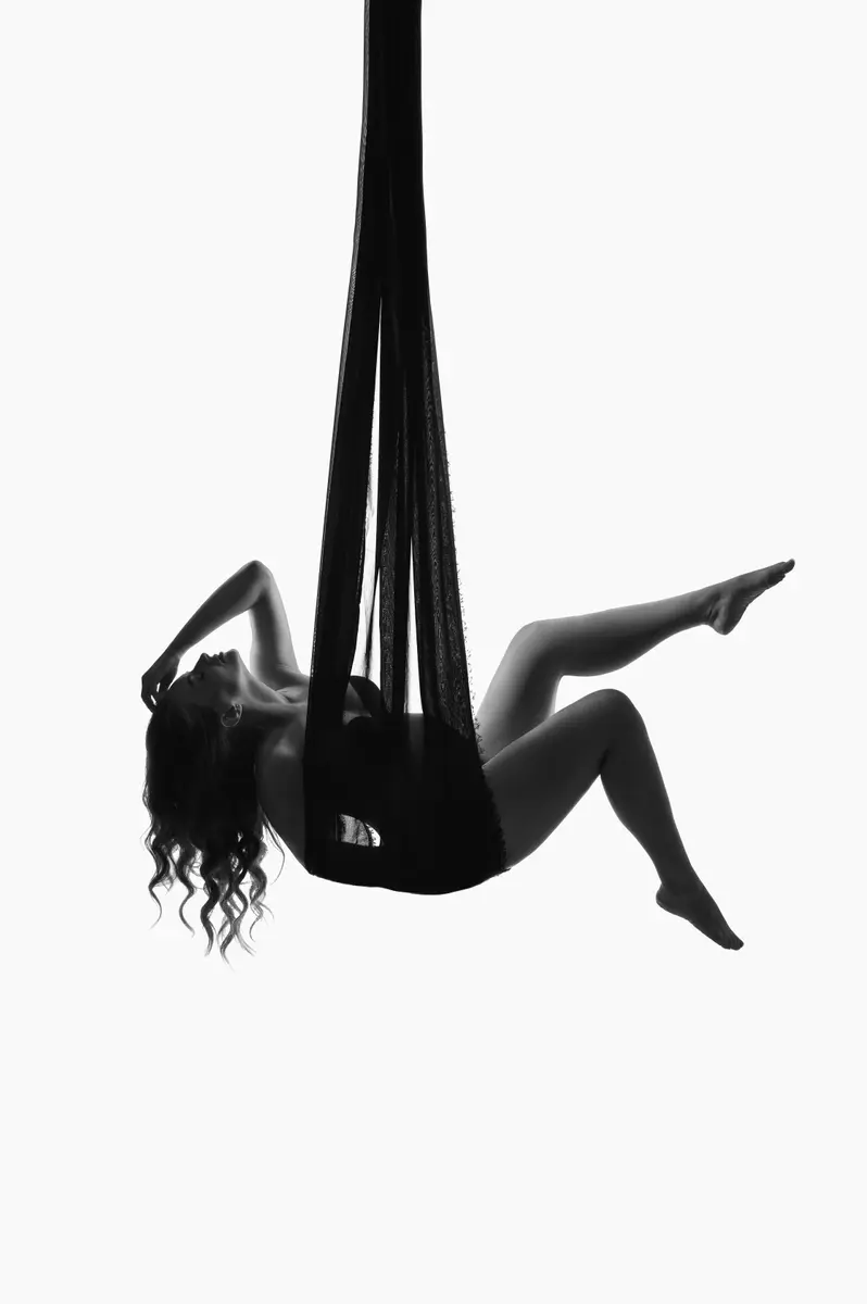 vogue pregnancy by Utkina Yana — DOLCE Magazine