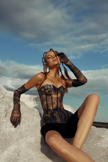 Flow with me — DOLCE Magazine, November 2022