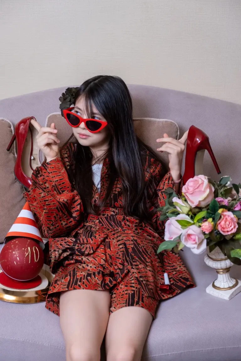 Lady in Red — DOLCE Magazine, June 2023