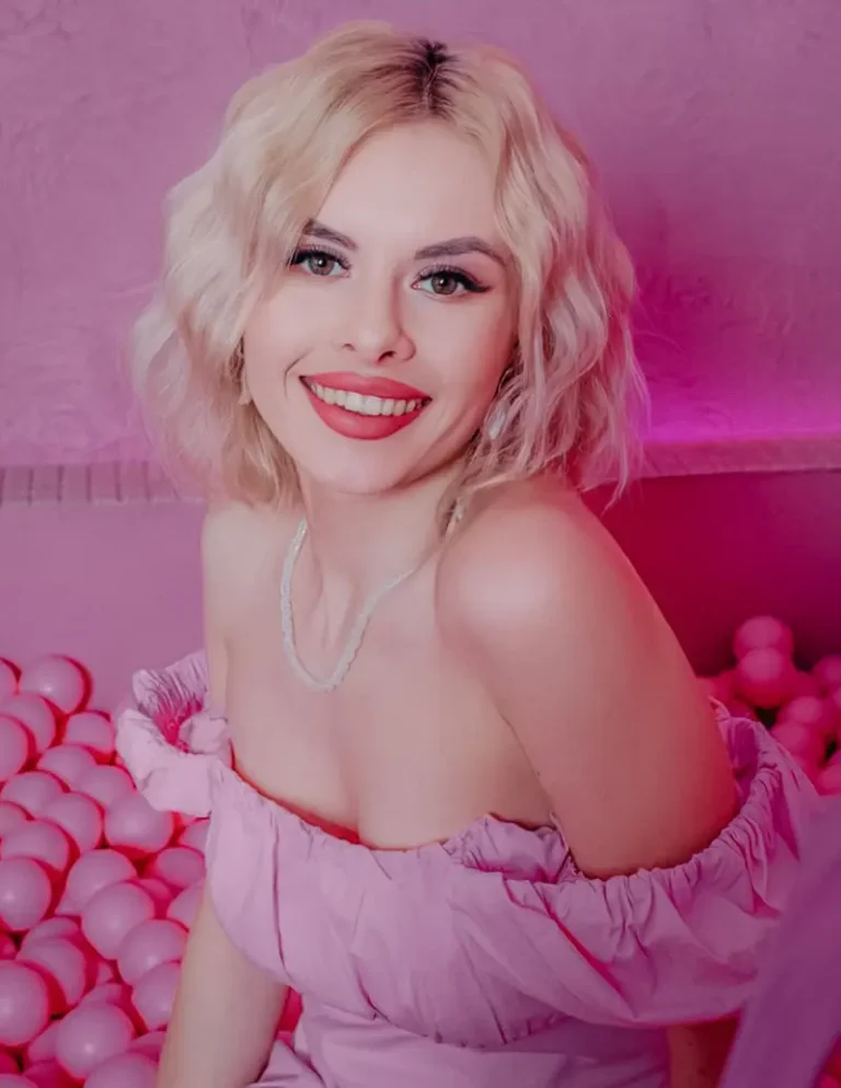 a Barbie girl in a Barbie world — DOLCE Magazine, July 2023