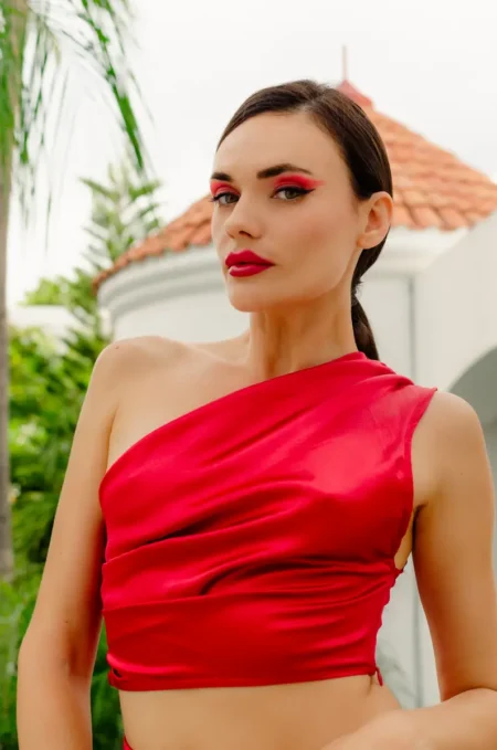 Scarlet Silhouette by Ignace Gravereaux — DOLCE Magazine