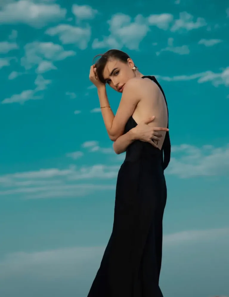 Dive in emotion — DOLCE Magazine, November 2023