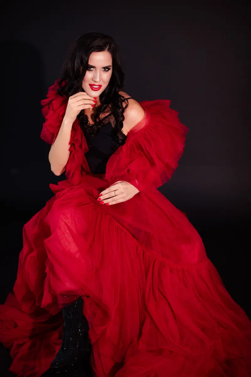 The Eternal Glamour by Elīna Meijere — DOLCE Magazine