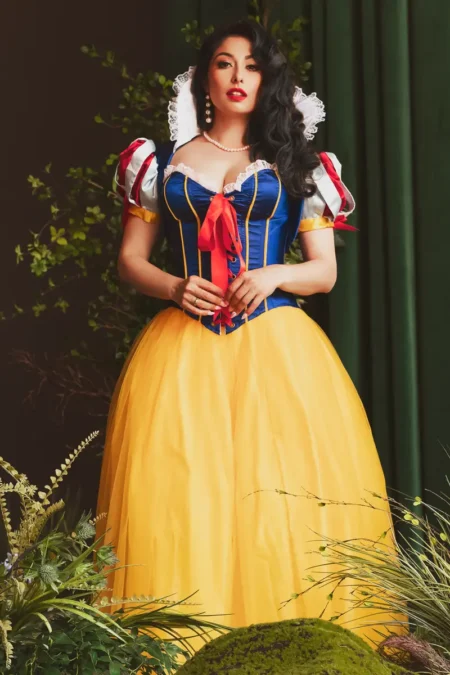 Snow White by John Previlon — DOLCE Magazine