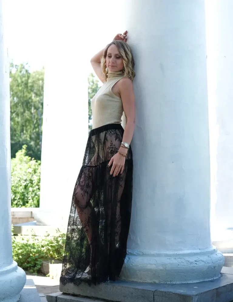 Summer in the sity — DOLCE Magazine | The August Fashion & Beauty Edition | Vol.15 | 2024