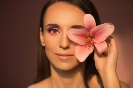 Girl with flowers — DOLCE Magazine, November 2024