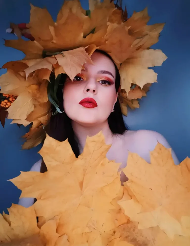 Autumn gives way to winter, but leaves brightly. A screening from Kate Iv. — DOLCE Magazine, December 2024
