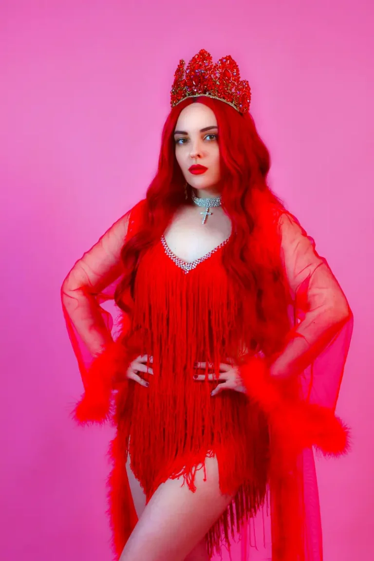 Maria Alvares – The queen of gloss — DOLCE Magazine | The January Fashion & Beauty Edition | Vol.8 | 2025