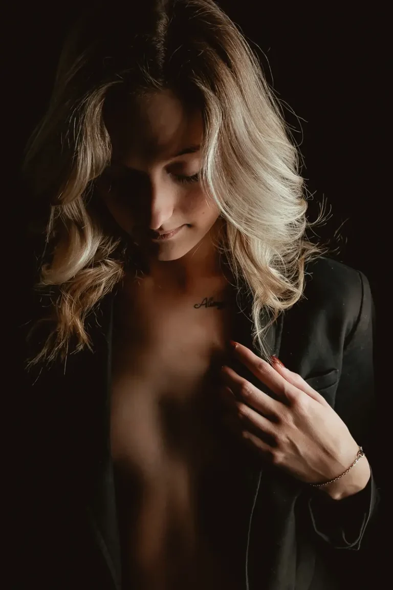 Moments of Clarity — DOLCE Magazine | The February Portrait Edition | Vol.5 | 2025