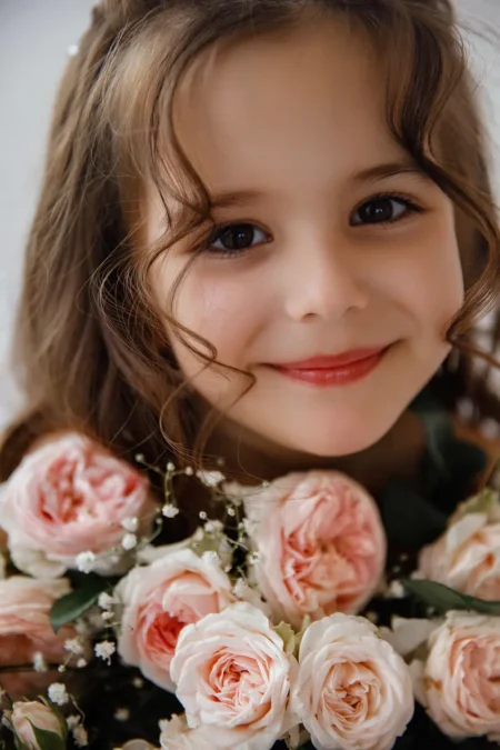 ESENIA — DOLCE Magazine, July 2025