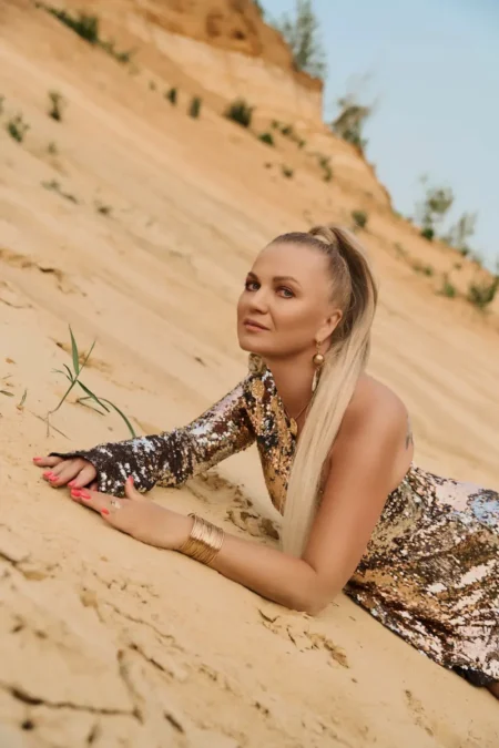 Treasures of sand — DOLCE Magazine, July 2025