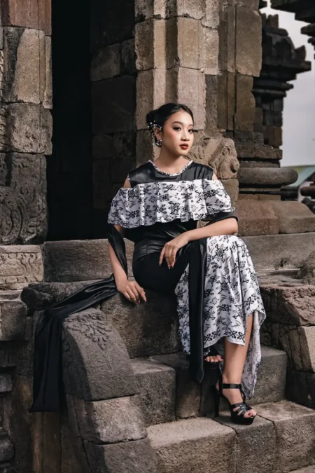 Eastern Elegance in Monochrome by Yudha Kurniawan — DOLCE Magazine