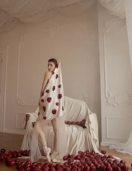 The apples by Tatiana Tochelovskaya — DOLCE Magazine