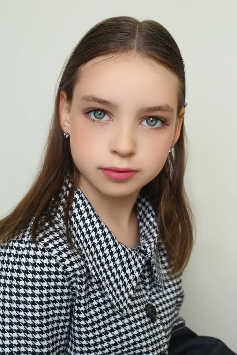 Model Zoya — DOLCE Magazine, January 2026