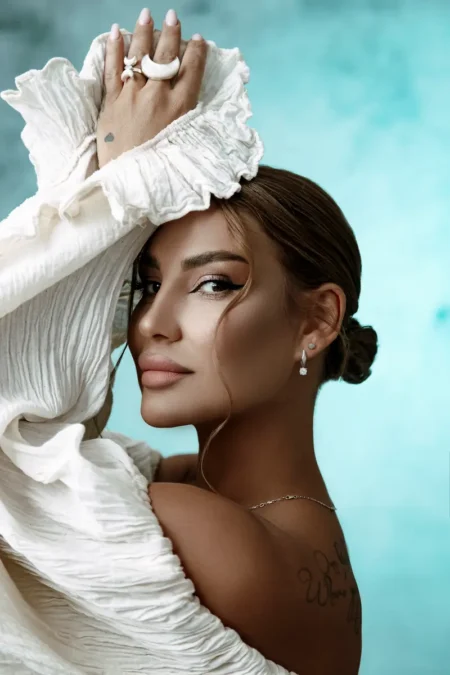 Лунная нежность — DOLCE Magazine, February 2026