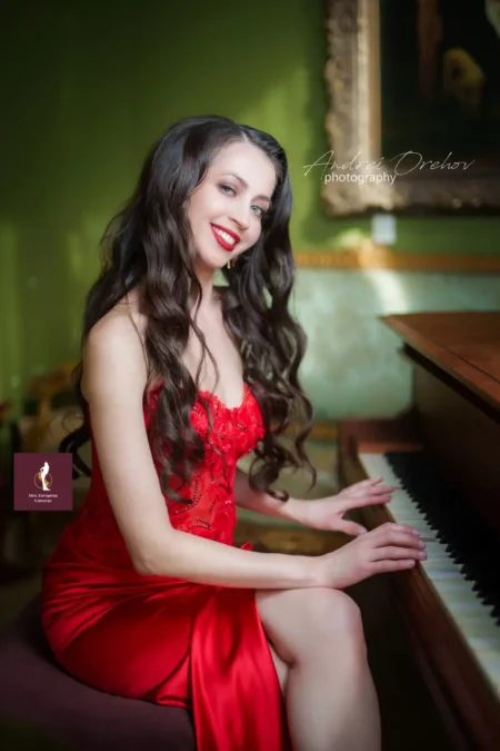 Lady of Royal Heritage by Andrei Orehov — DOLCE Magazine