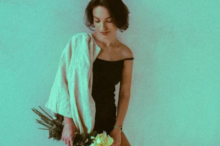 A quiet dialogue between color, light, and the human form. by Hanna Shumska — DOLCE Magazine