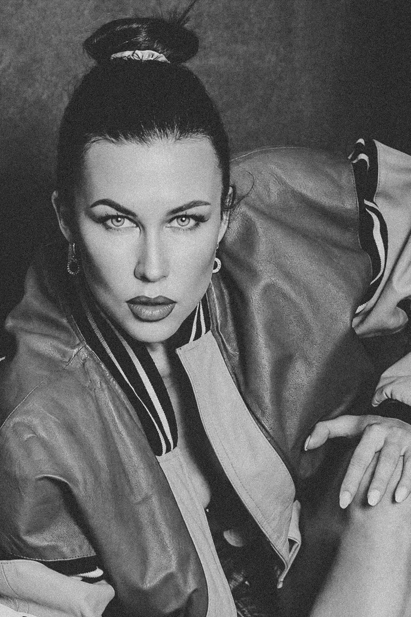 Kate Borzaya by Natalia Mailis — DOLCE Magazine