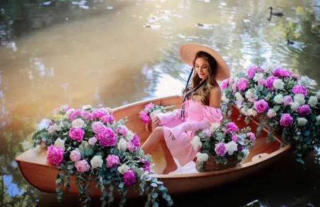 La Vie en Rose — DOLCE Magazine, June 2026